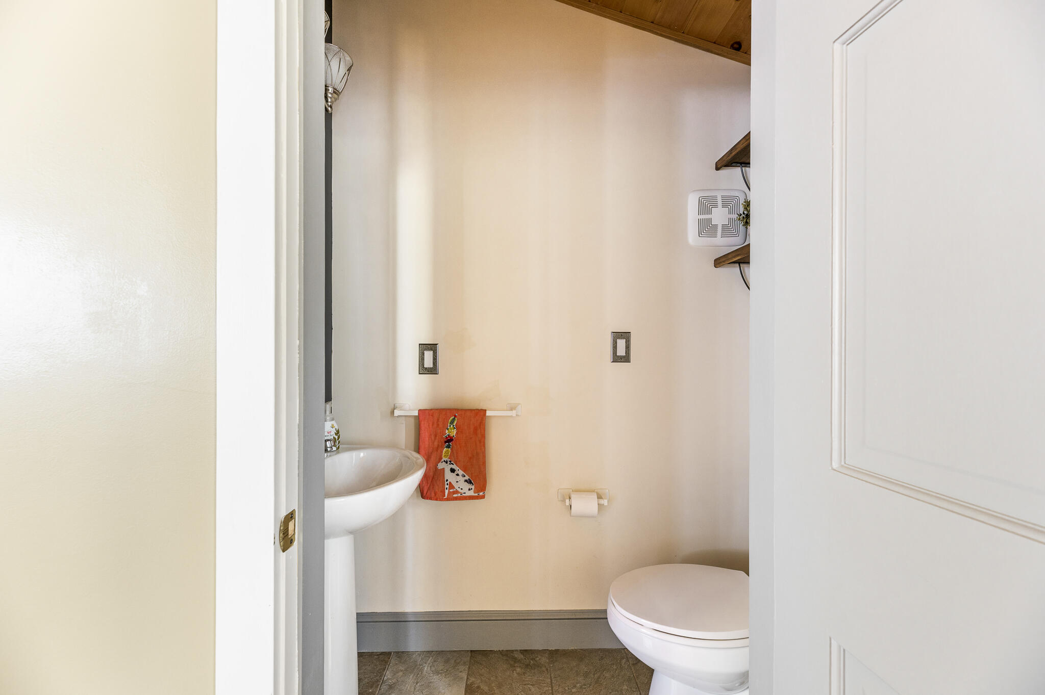 424 South Road Holden, ME 04429 - Photo 26 of 62 half bath in kitchen