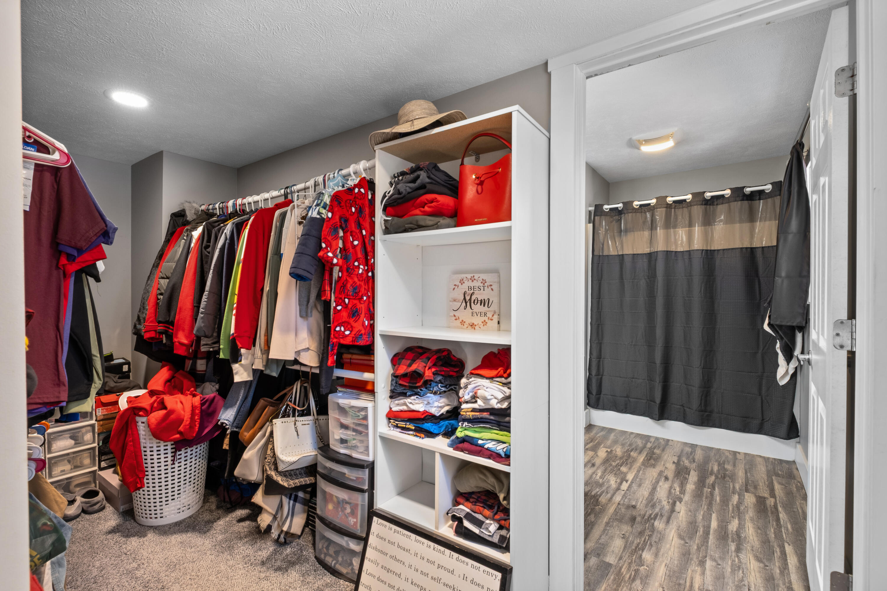 1114 Barnes Road Muskegon, MI 49442 - Photo 16 of 35 Walk in Closet!