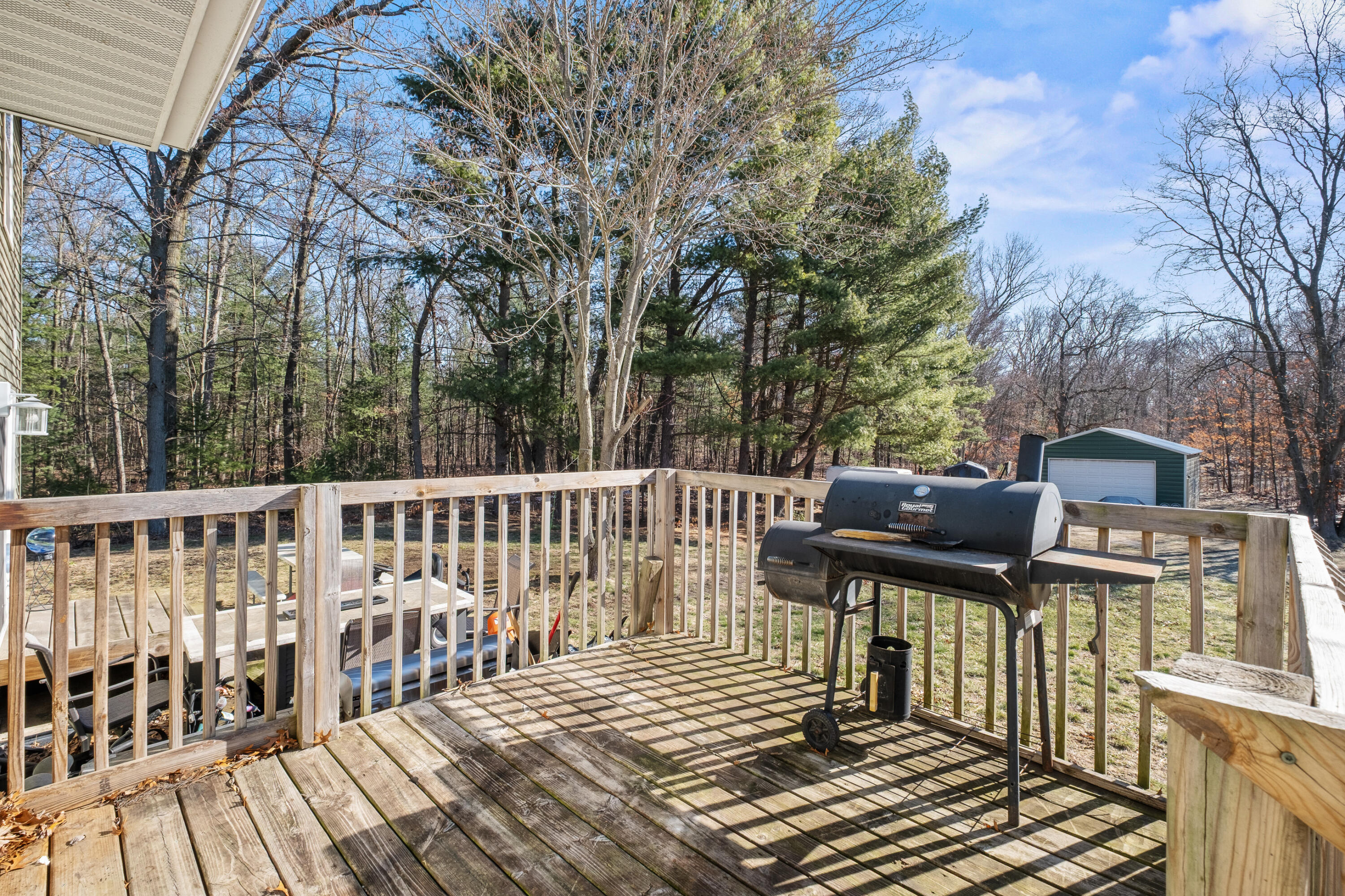 1114 Barnes Road Muskegon, MI 49442 - Photo 30 of 35 Back Deck