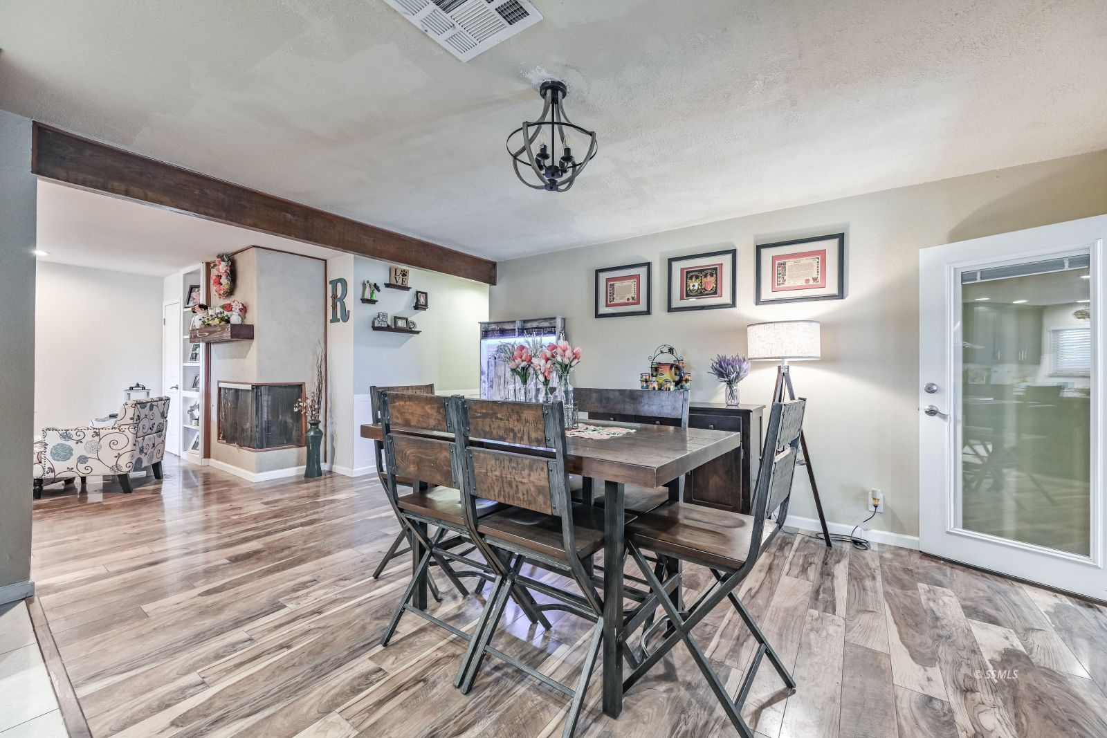 529 West Joyner Avenue Ridgecrest, CA 93555 - Photo 7 of 32
