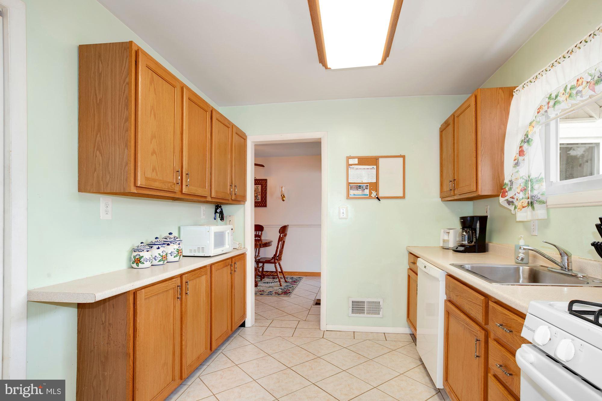 8728 Stockwell Road Baltimore, MD 21234 - Photo 10 of 32 Kitchen