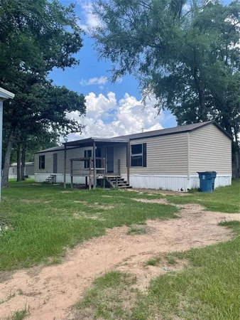 $1,000 | 6000 Spring Creek Parkway, Unit 36, Malakoff, TX 75148