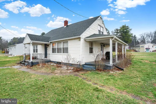 $274,900 | 2229 Brougher Lane, York, PA 17408