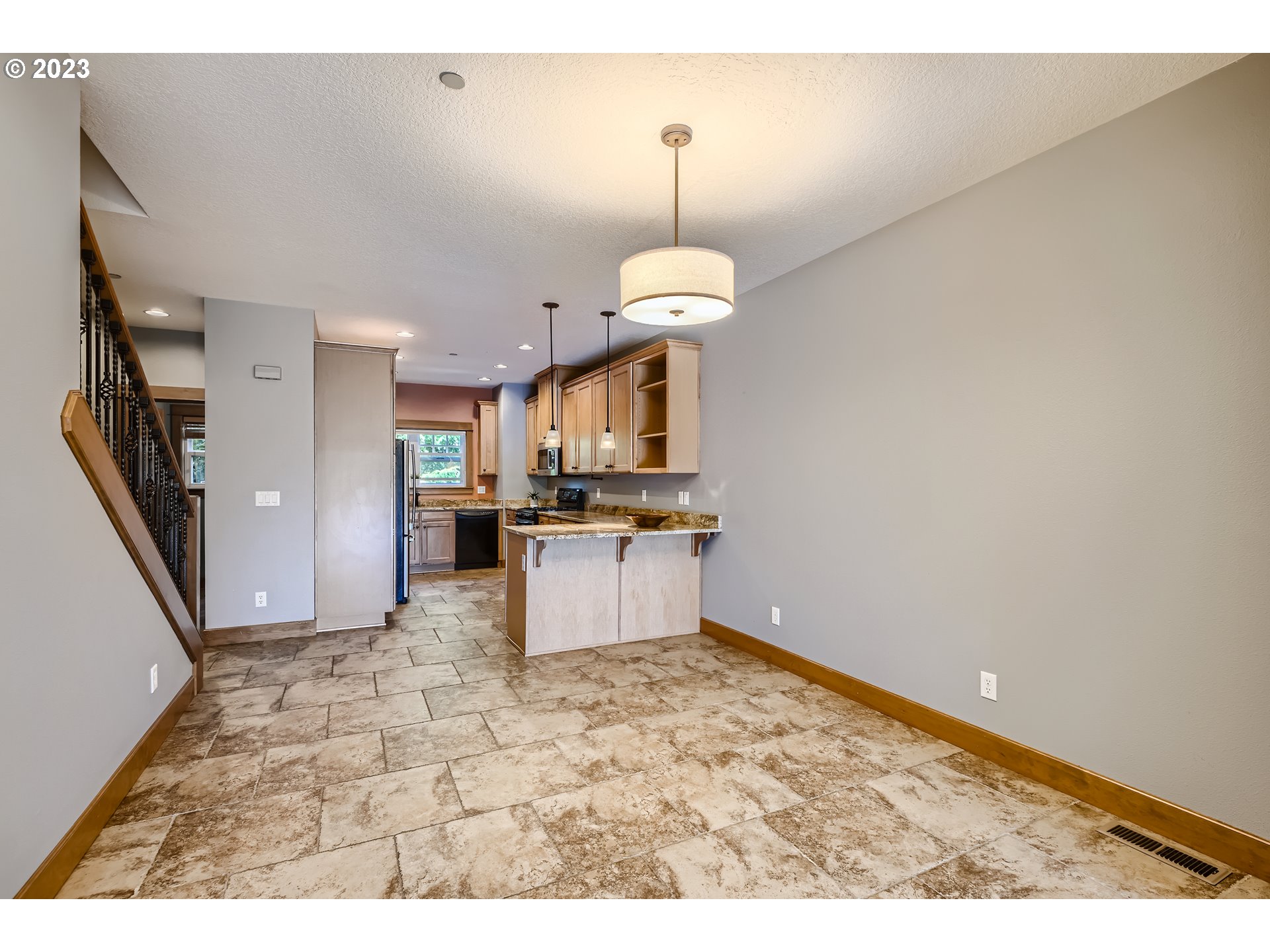 4648 Southwest Condor Avenue, Unit 5 Portland, OR 97239 - Photo 14 of 19 Dining Room