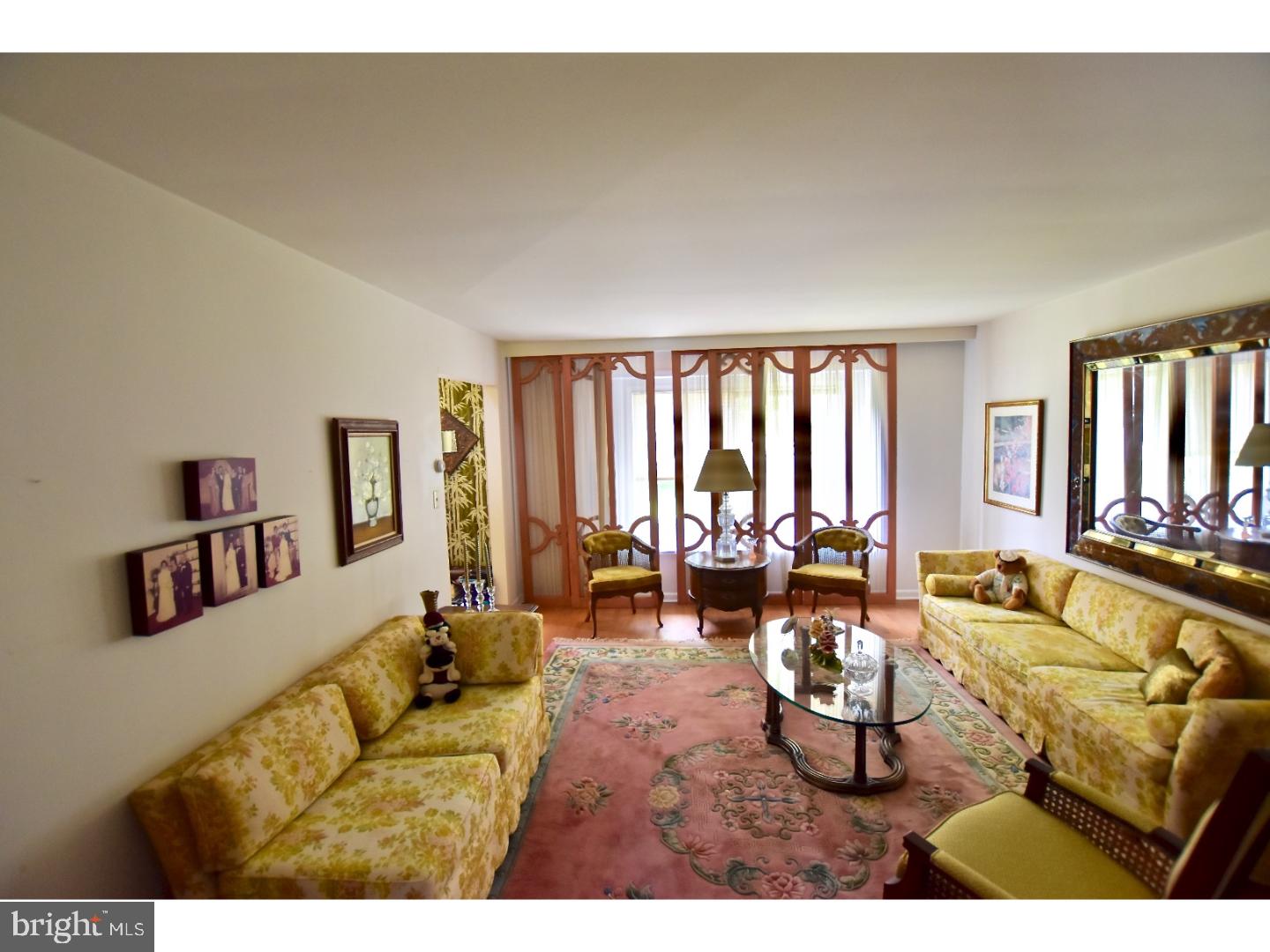 1309 South Spring Road Vineland, NJ 08361 - Photo 13 of 19 Living Room