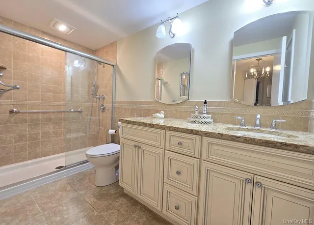 $399,999 | 331 Clubhouse Court, Coram, NY 11727