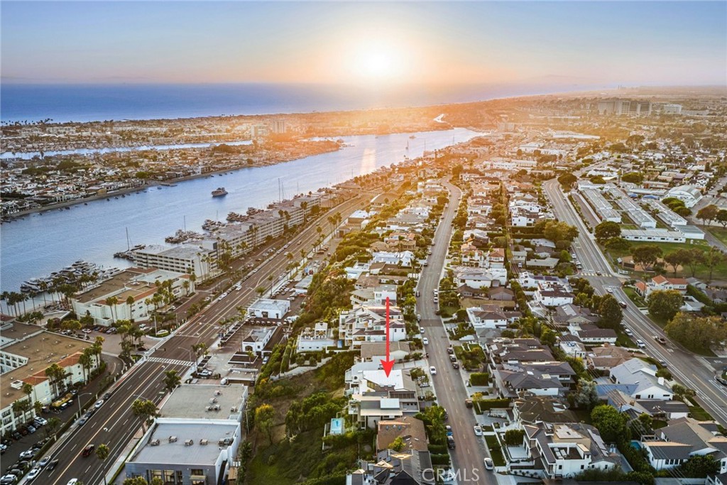 1021 Kings Road Newport Beach, CA 92663 - Photo 19 of 49 Gallery Image 19