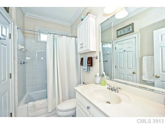 962 Queens Road Charlotte, NC 28207 - Photo 13 of 16 Gallery Image 13