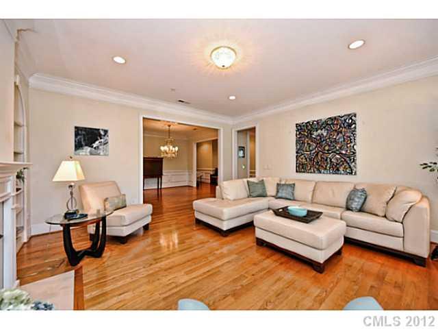 962 Queens Road Charlotte, NC 28207 - Photo 3 of 16 Gallery Image 3