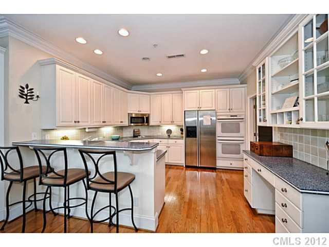 962 Queens Road Charlotte, NC 28207 - Photo 6 of 16 Gallery Image 6