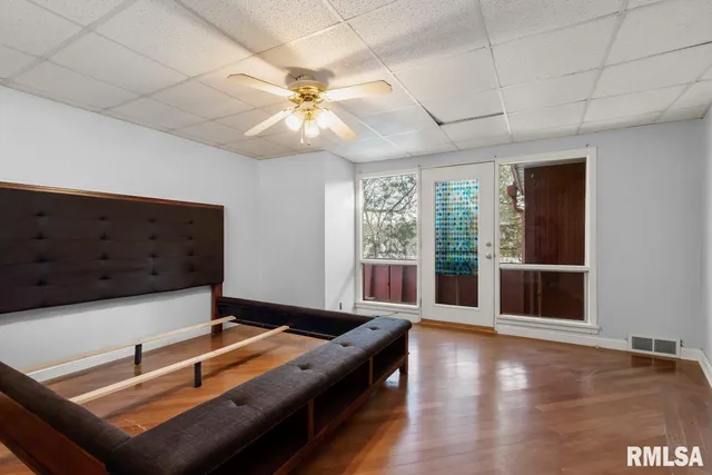 $1,600 | 119 West Clara Avenue, Peoria, IL 61614