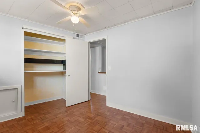 $1,600 | 119 West Clara Avenue, Peoria, IL 61614