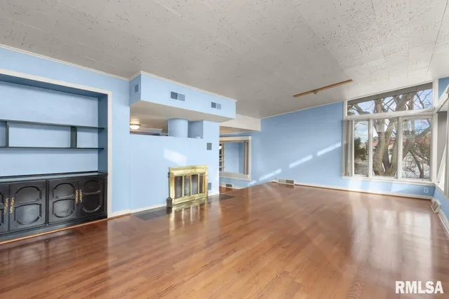 $1,600 | 119 West Clara Avenue, Peoria, IL 61614