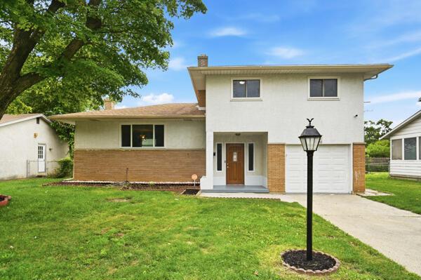 5320 Hazelwood Road Columbus, OH 43229 - Photo 1 of 46 002_WnTk