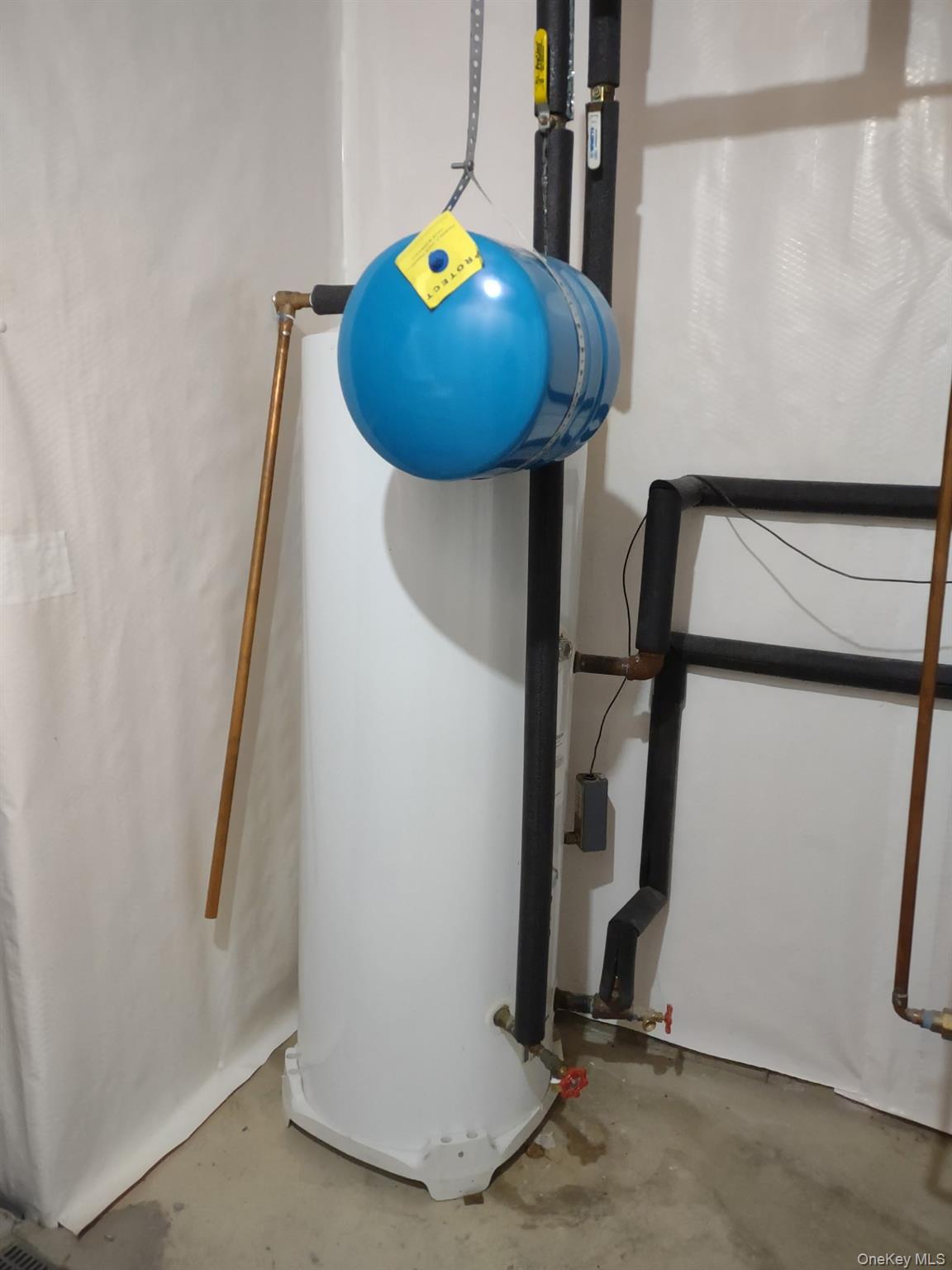 4 Macintosh Lane Selden, NY 11784 - Photo 26 of 30 a view of entryway