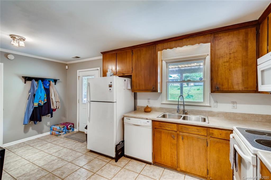 6366 Ranchway Street, Unit 6 Denver, NC 28037 - Photo 10 of 26 Gallery Image 10