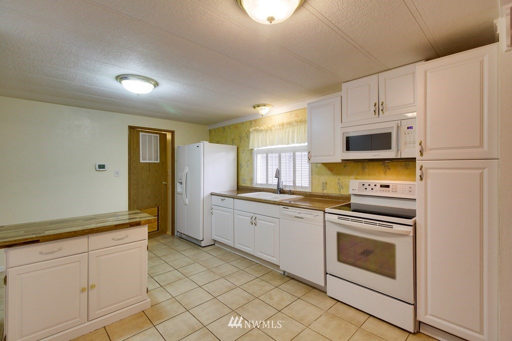 15 Rancho Villa Walla Walla, WA 99362 - Photo 4 of 37 Gallery Image 4