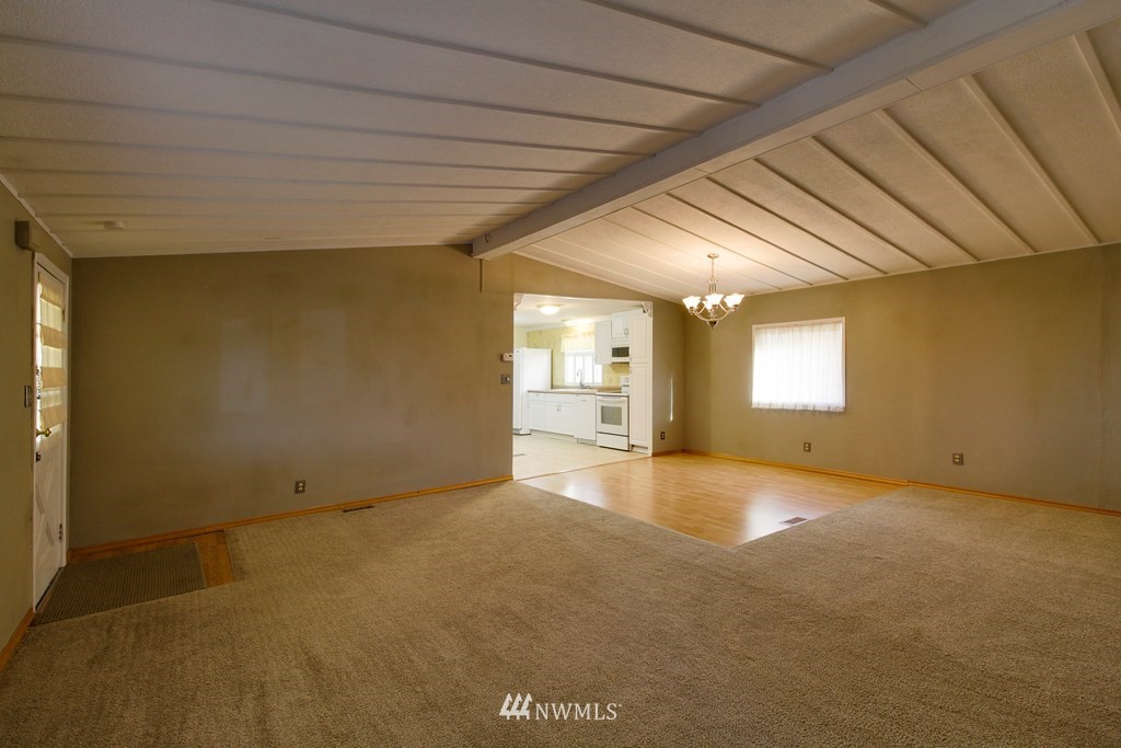 15 Rancho Villa Walla Walla, WA 99362 - Photo 8 of 37 Gallery Image 8