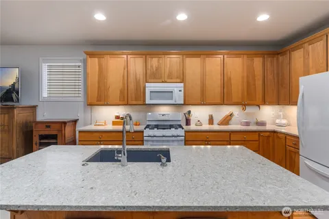 $784,950 | 2506 152nd Street Southwest, Lynnwood, WA 98087