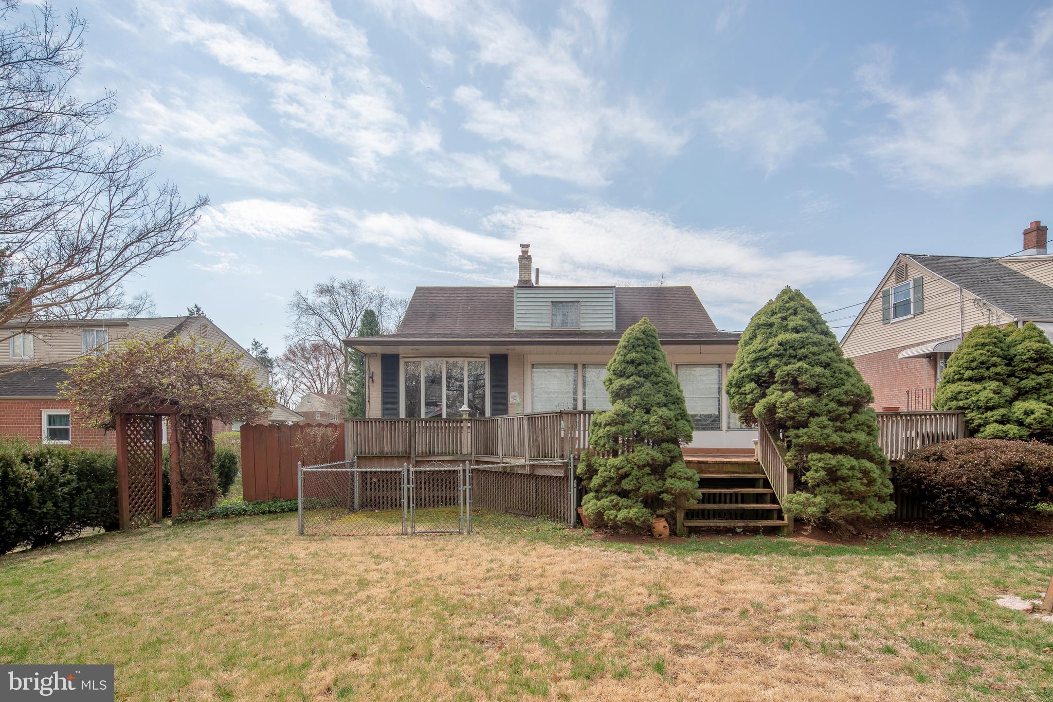 917 Scotia Road Philadelphia, PA 19128 - Photo 22 of 22 Backyard