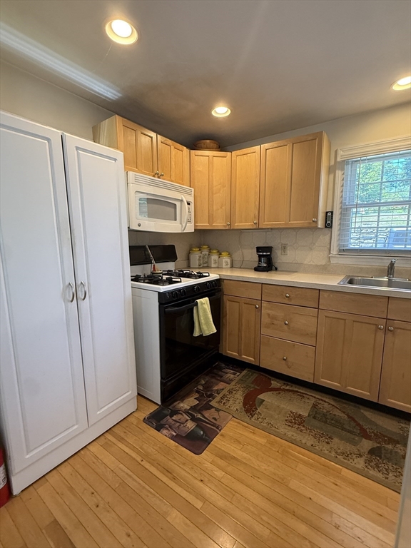 5 Main Street, Unit 4 Upton, MA 01568 - Photo 3 of 27