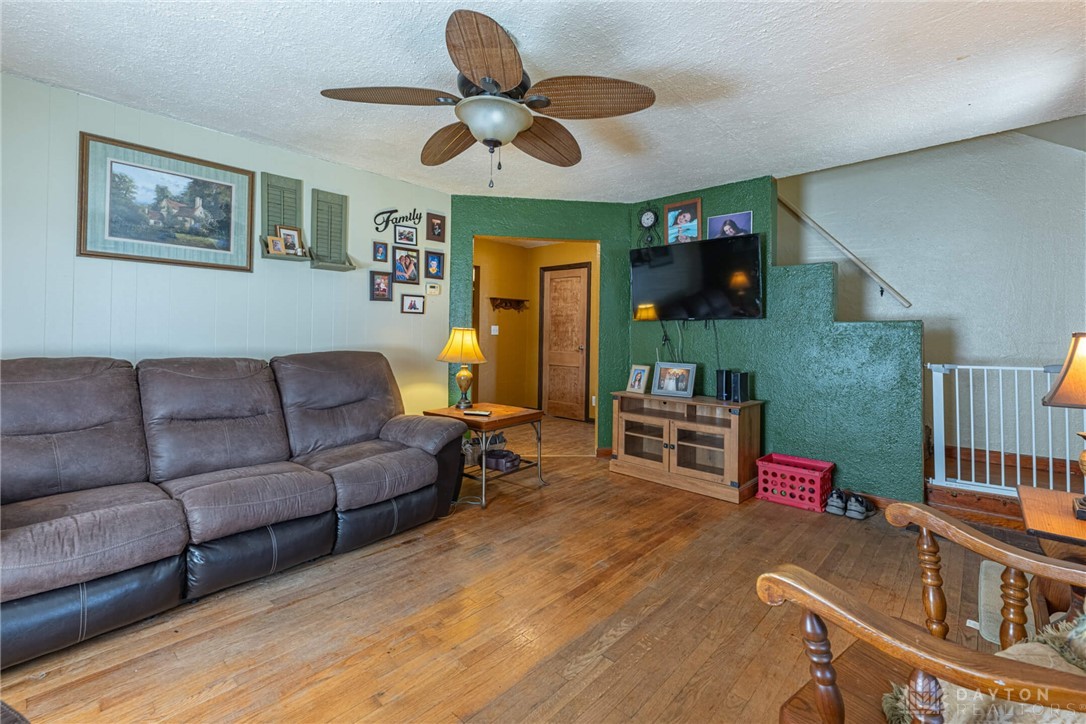 359 Diamond Mill Road New Lebanon, OH 45345 - Photo 6 of 42 Gallery Image 6