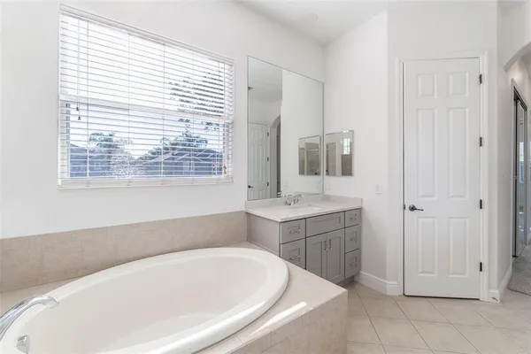 $3,400 | 3715 Safflower Terrace, Oviedo, FL 32766