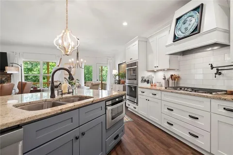 $749,900 | 175 STONELEDGE Trace North, Jasper, GA 30143