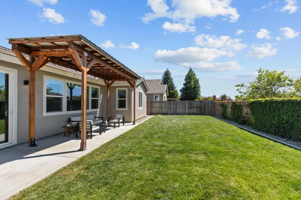 $560,000 | 1040 Monterey Way, Plumas Lake, CA 95961