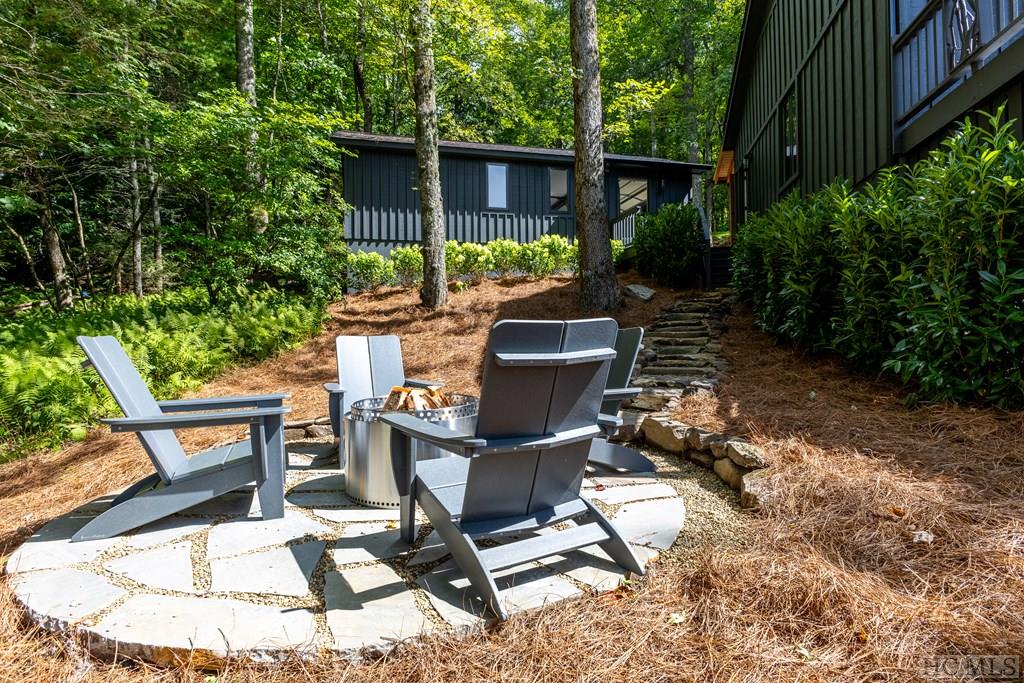100 Oak Road Highlands, NC 28741 - Photo 28 of 32 Gallery Image 28
