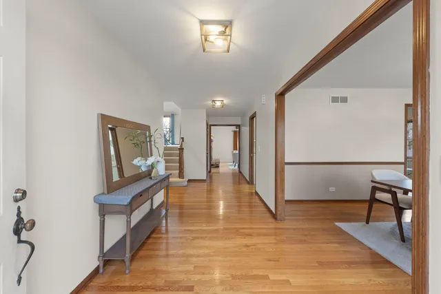 $719,900 | 1125 Huntleigh Drive, Naperville, IL 60540