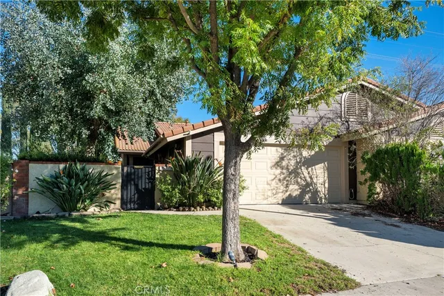 $705,000 | 25784 Covala Court, Valencia, CA 91355