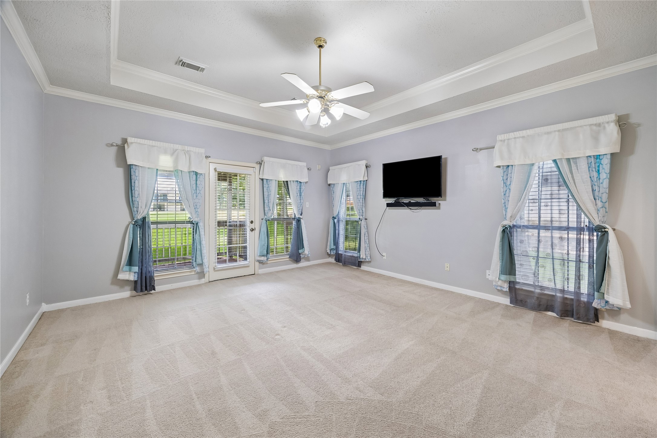 154 7 Coves Road Conroe, TX 77304 - Photo 19 of 32