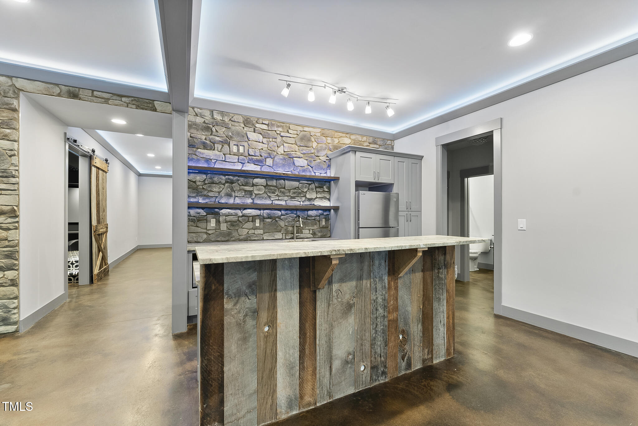 1005 Collins Drive Raleigh, NC 27609 - Photo 39 of 59 DSC09913