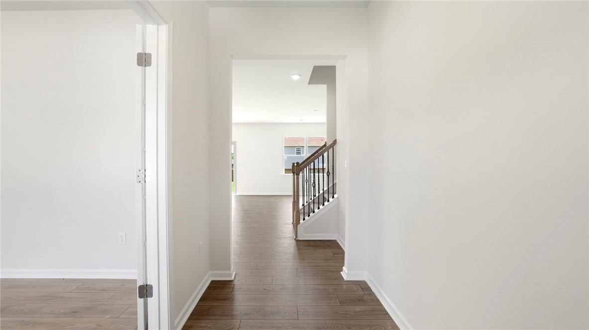 306 Ritter Lane Anderson, SC 29621 - Photo 3 of 36 Gallery Image 3