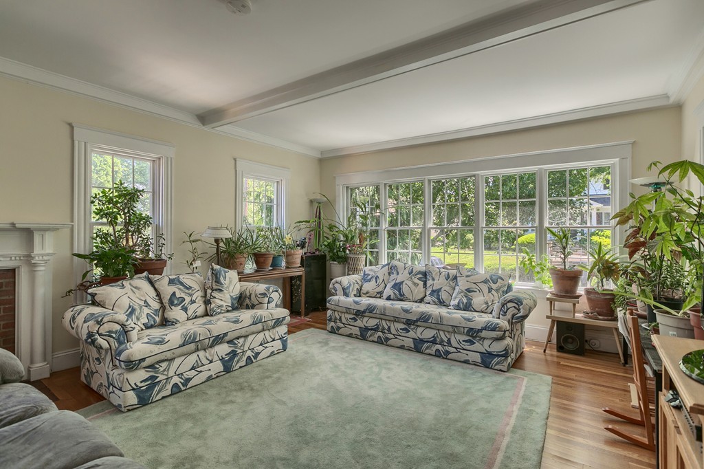23 Naples Road Salem, MA 01970 - Photo 7 of 30 Gallery Image 7