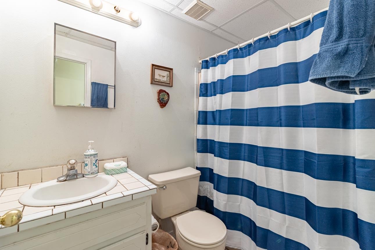 3075 Holley Point Road Navarre, FL 32566 - Photo 8 of 24 Gallery Image 8