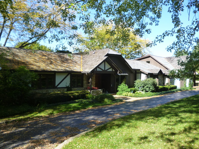 4-n176 Town Hall Road St. Charles, IL 60175 - Photo 1 of 25