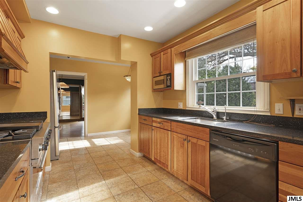 777 Crescent Road Jackson, MI 49203 - Photo 14 of 36 Photo 14