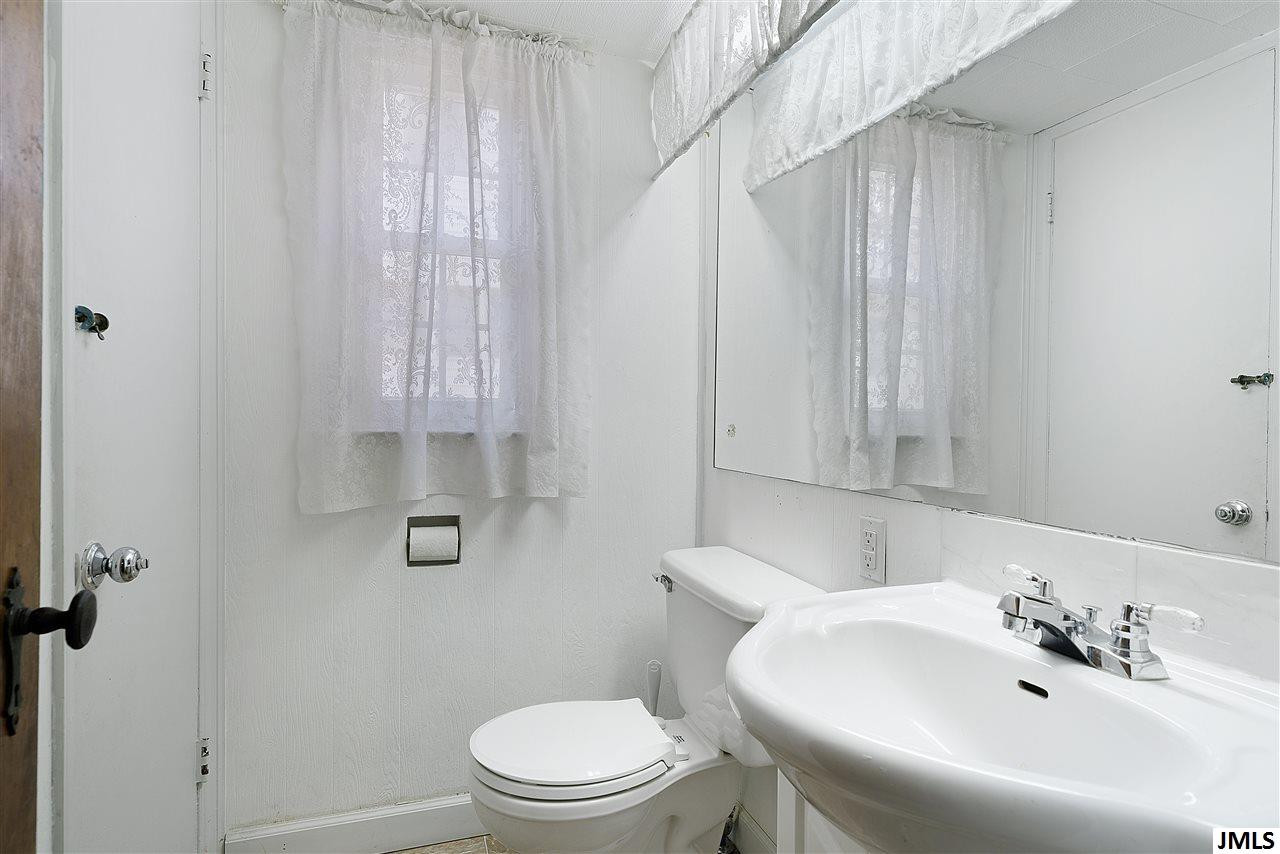 777 Crescent Road Jackson, MI 49203 - Photo 23 of 36 Photo 23