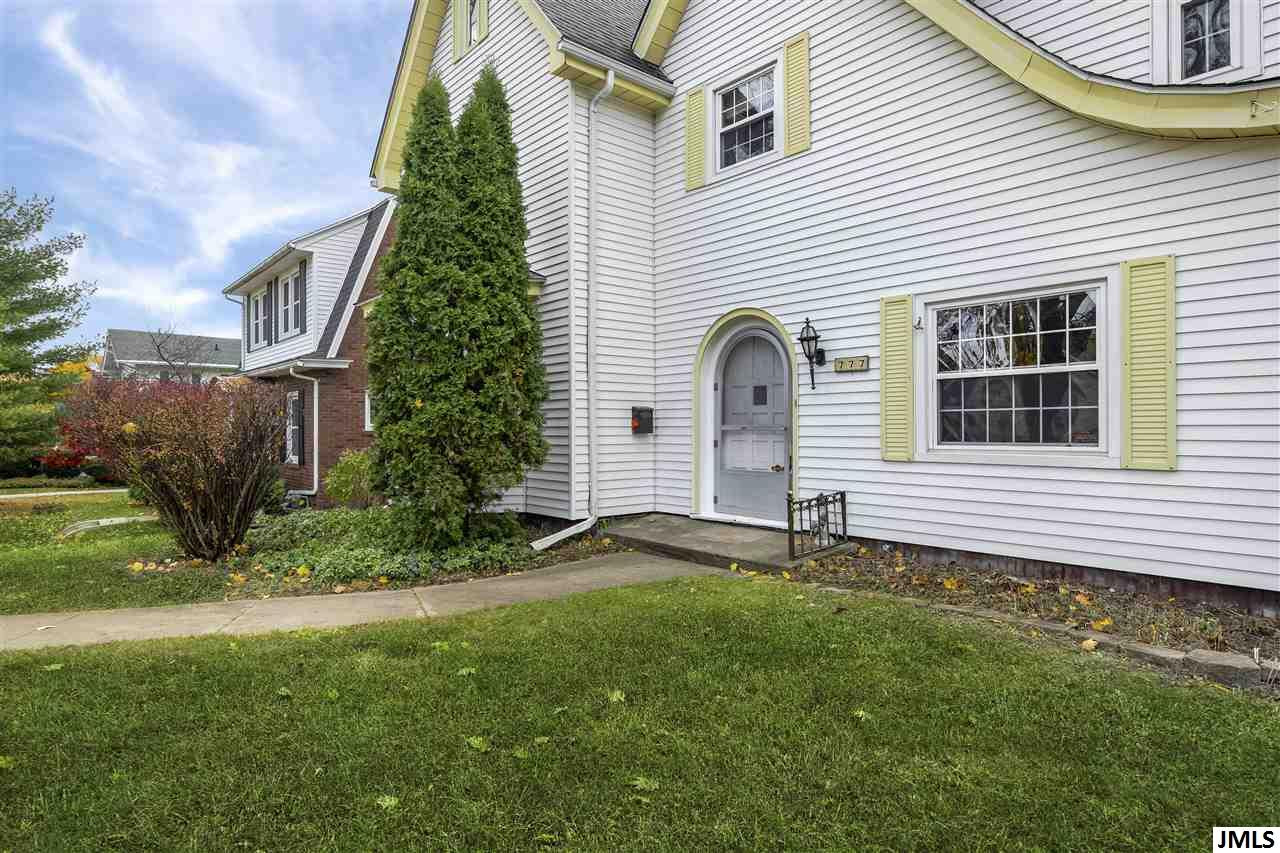777 Crescent Road Jackson, MI 49203 - Photo 3 of 36 Photo 3