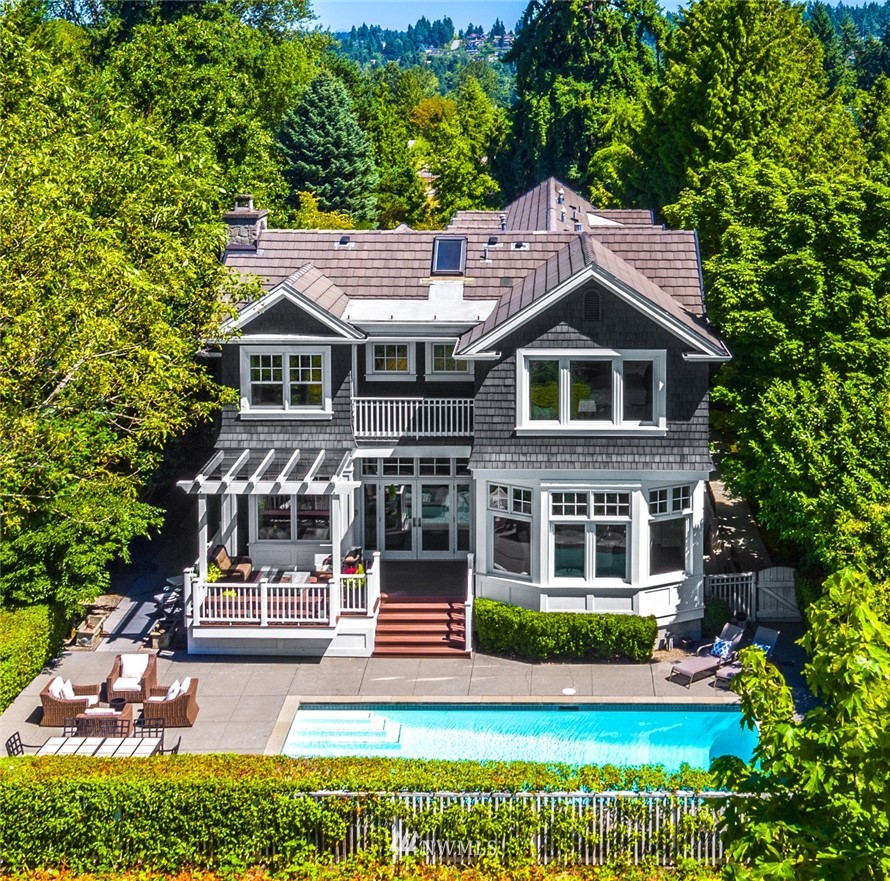 2665 Evergreen Point Road Medina, WA 98039 - Photo 2 of 25