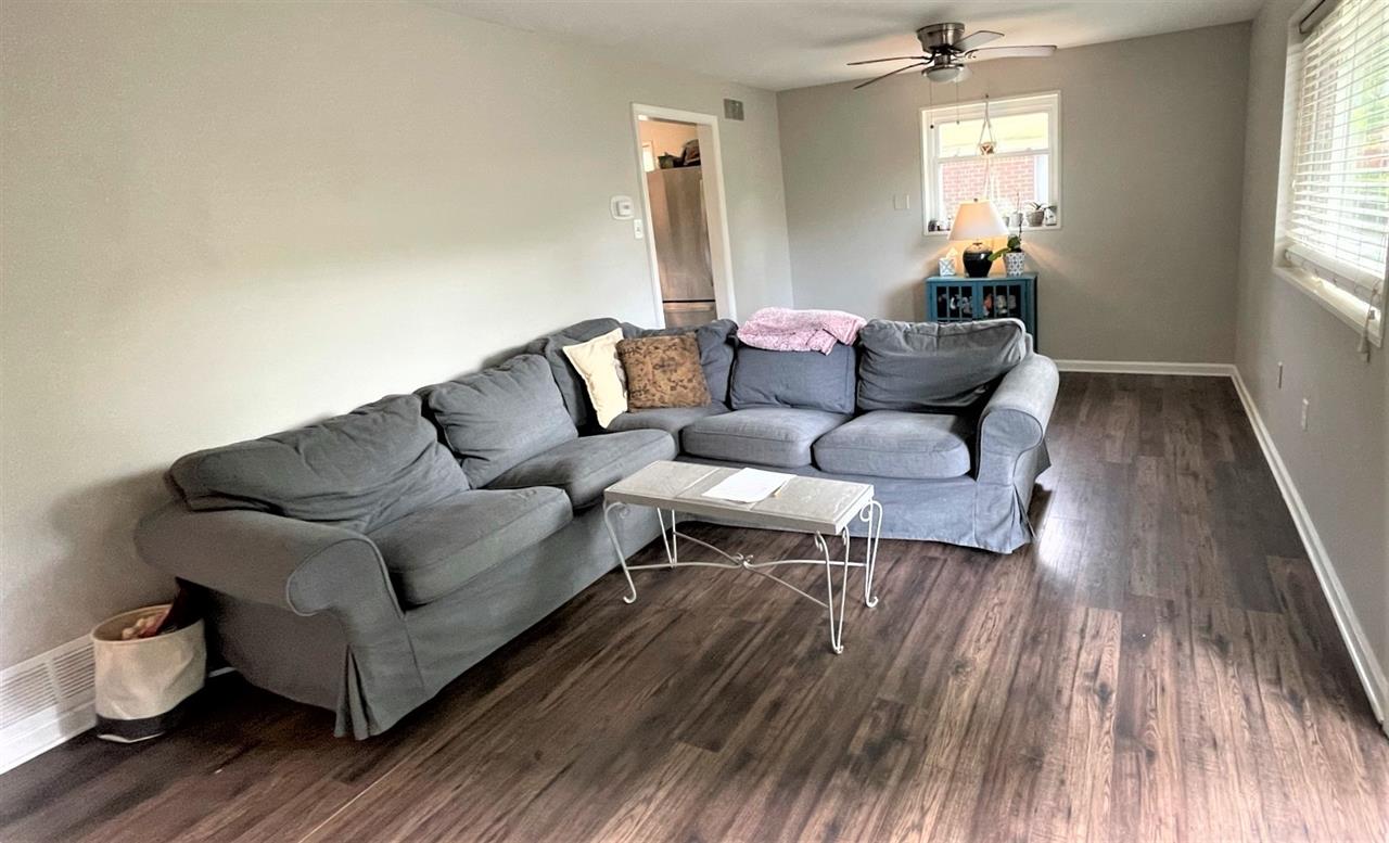 412 Malboro Road Memphis, TN 38120 - Photo 3 of 15 Gallery Image 3