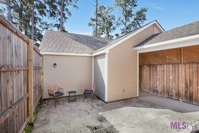 $207,000 | 279 Marilyn Drive, Unit 12, Baton Rouge, LA 70815