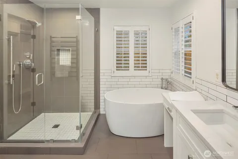 $1,325,000 | 5819 Northeast 1st Street, Renton, WA 98059