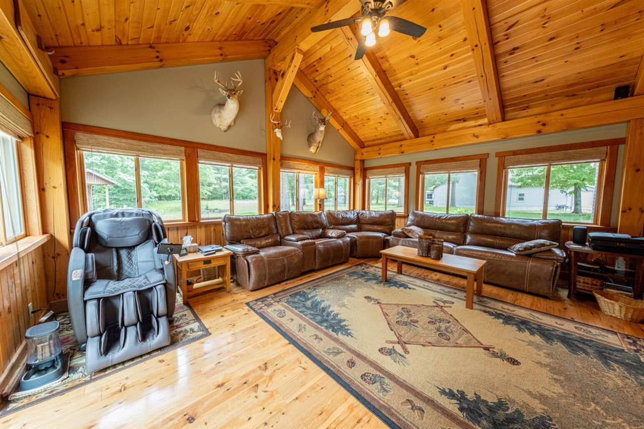 6068 South 142nd Avenue Rothbury, MI 49452 - Photo 11 of 45