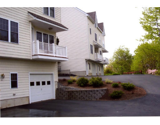 32 Boxford Road, Unit 32 Haverhill, MA 01835 - Photo 12 of 12