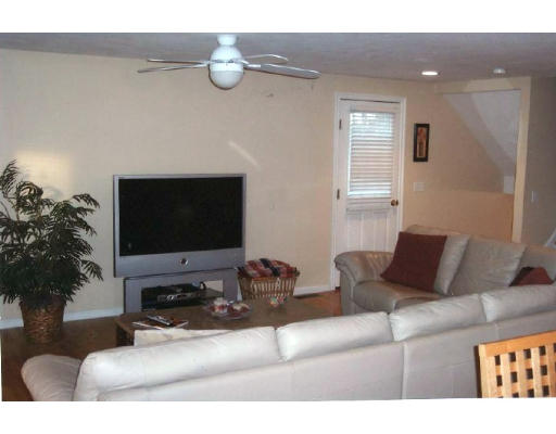 32 Boxford Road, Unit 32 Haverhill, MA 01835 - Photo 5 of 12