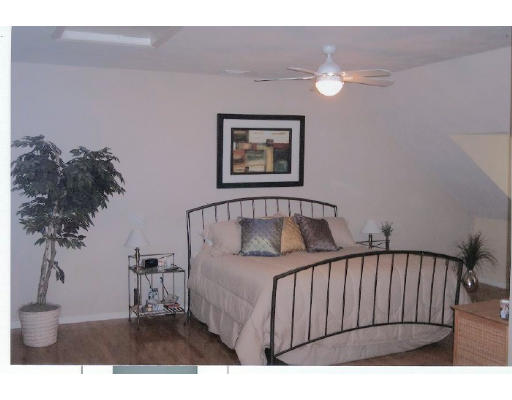 32 Boxford Road, Unit 32 Haverhill, MA 01835 - Photo 7 of 12
