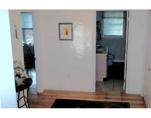 32 Boxford Road, Unit 32 Haverhill, MA 01835 - Photo 8 of 12